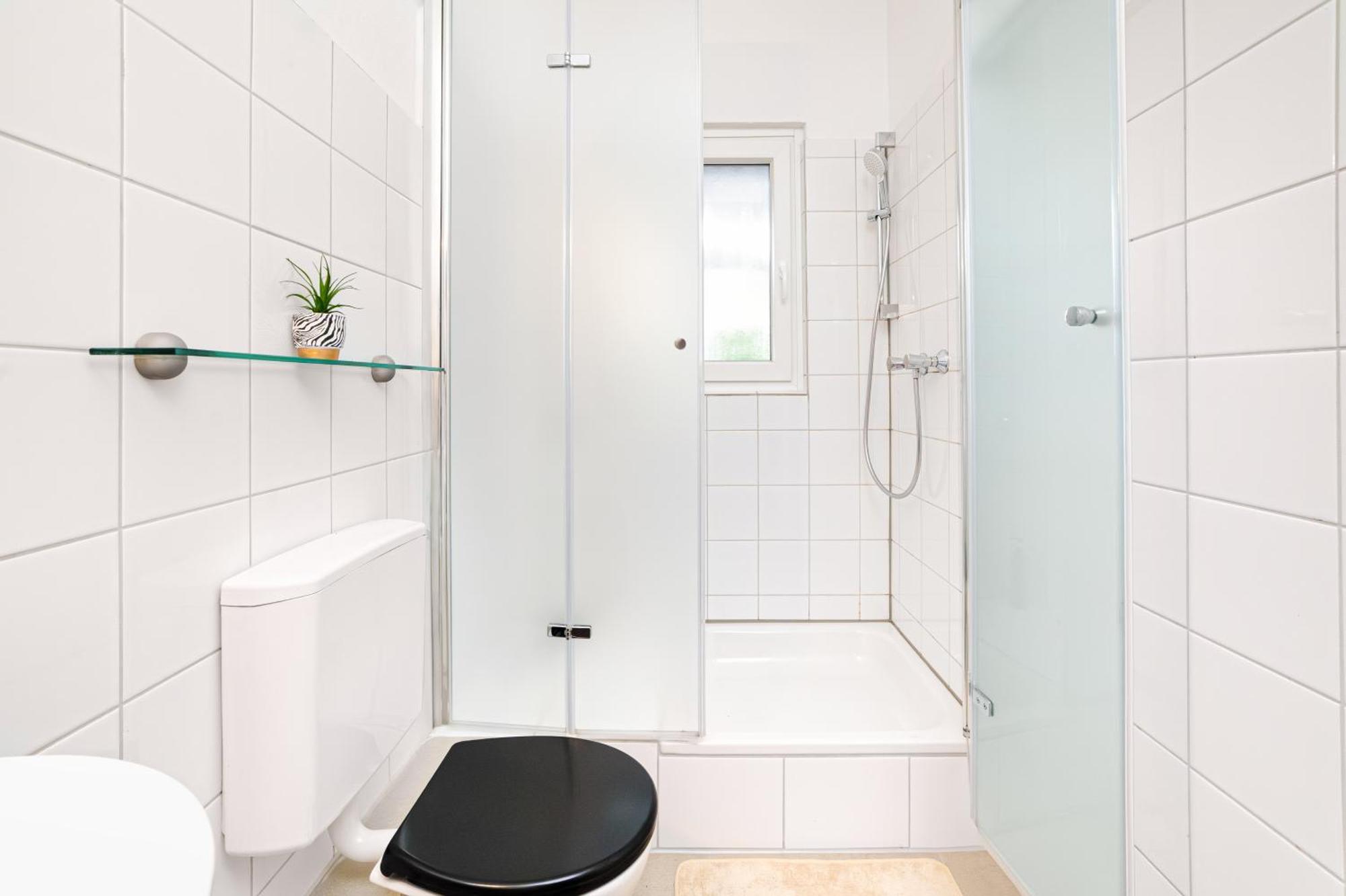 Smart Home - Essen - Perfect For 5 Guests! Central - Balcony - Netflix - Free Parking Zone Eksteriør billede